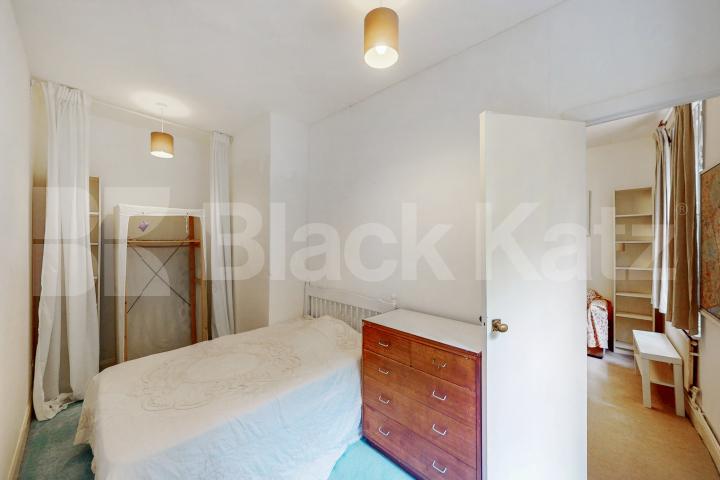 One bedroom apartment within minutes of Elephant and Castle Trinity House, Bath Terrace, Borough / Elephant and Castle